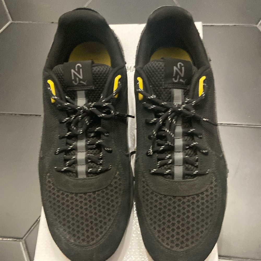 Puma wild rider Neymar Jr edition. Size 13
